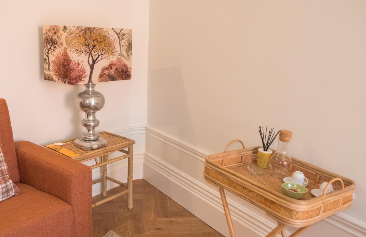 Boutique Rentals-Flores Chic In Historical Center Porto Buitenkant foto
