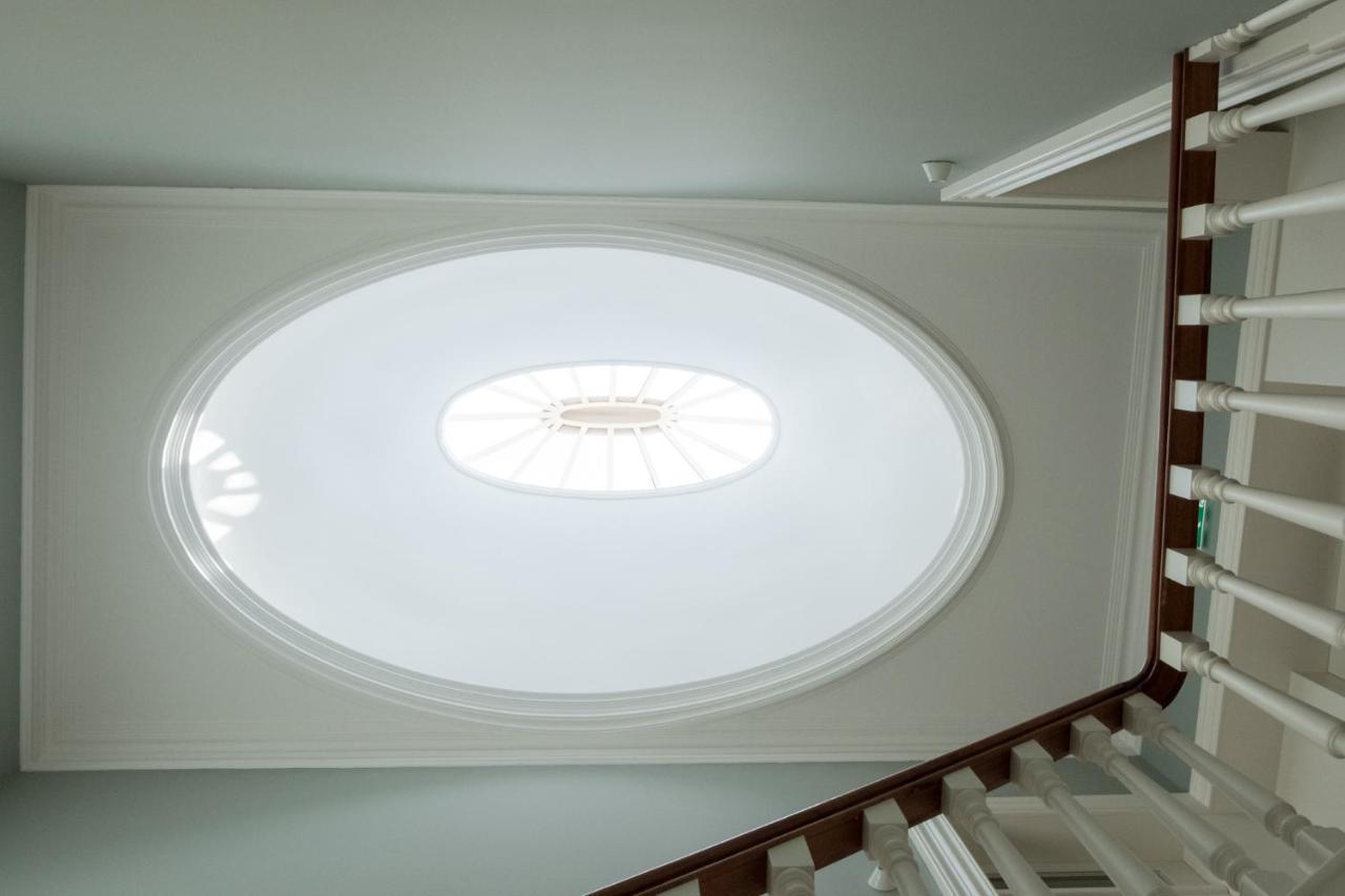 Boutique Rentals-Flores Chic In Historical Center Porto Buitenkant foto