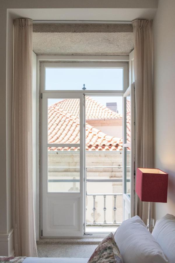 Boutique Rentals-Flores Chic In Historical Center Porto Buitenkant foto